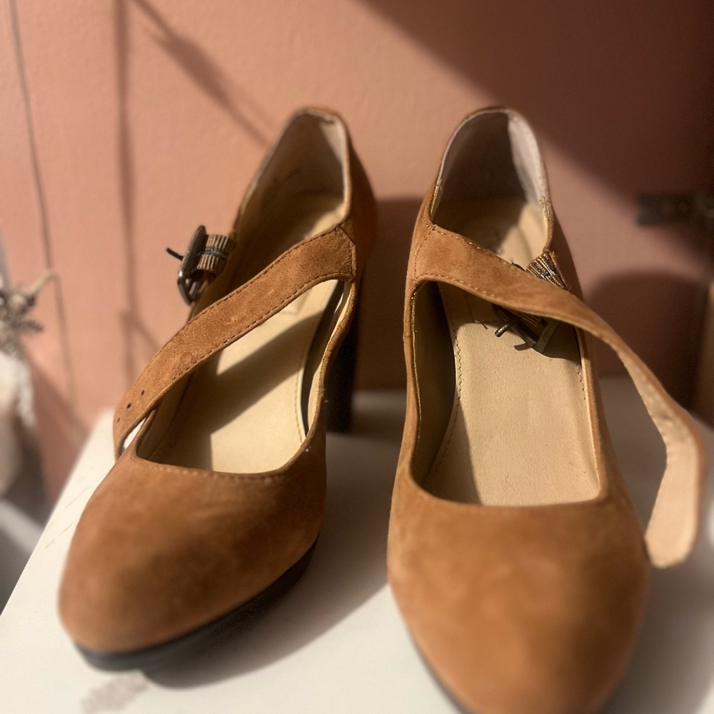 Me Too Tan Heeled Shoes